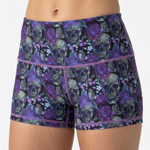 Peachy Athletic Pants - Peachy Athletic Shorts Women’s Large Purple Skull Floral Compression Yoga
